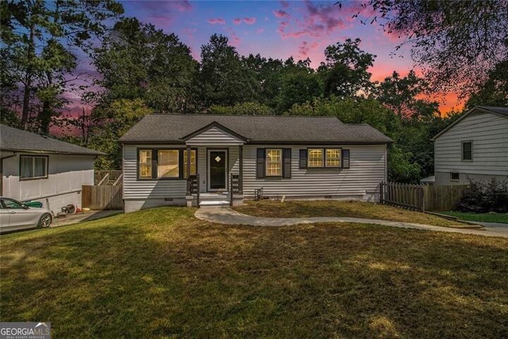 Property Photo: 1884 Meadow Lane GA 30032