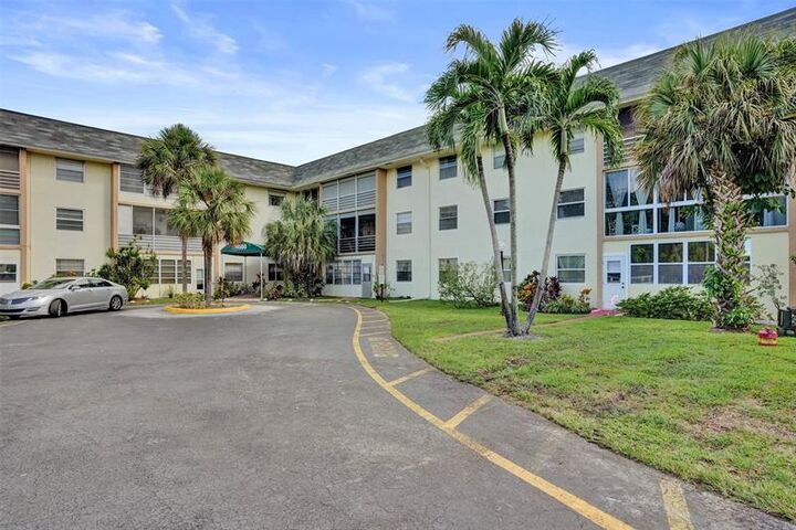 Property Photo: 4980 E Sabal Palm Boulevard 124 FL 33319