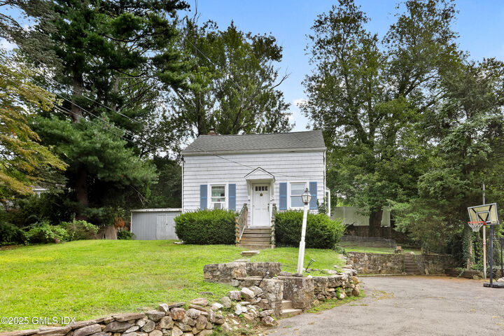 Property Photo: 25 Hoover Road CT 06878
