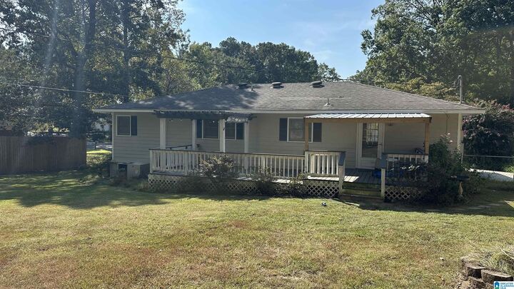 Property Photo:  1407 Linwood Drive  AL 35055 