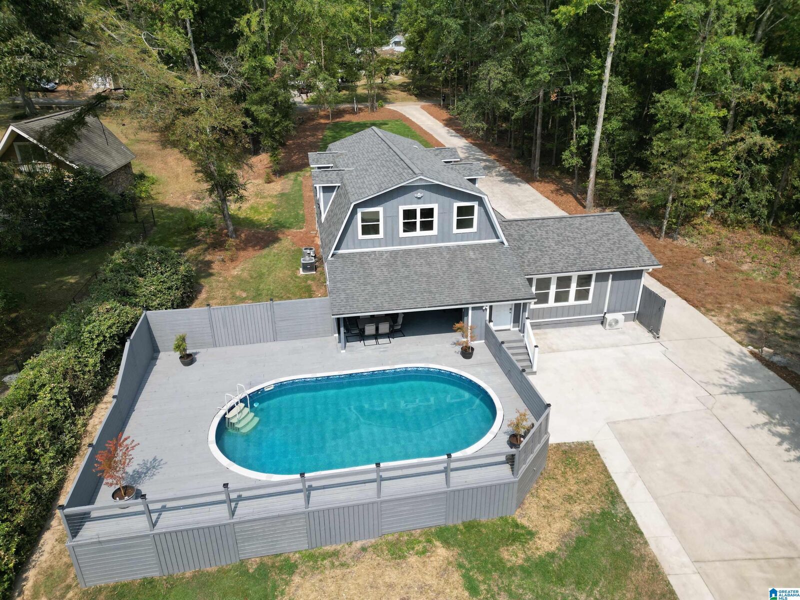 Property Photo: 167 Lock Haven Circle AL 35135