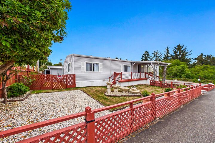 Property Photo:  525 Herrick Avenue 33  CA 95503 