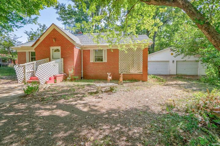 Property Photo: 7801 Bartels Drive IN 47710-4805