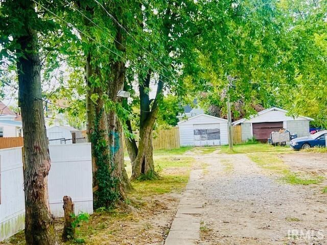 Property Photo:  1216 Edgar Street  IN 47710 