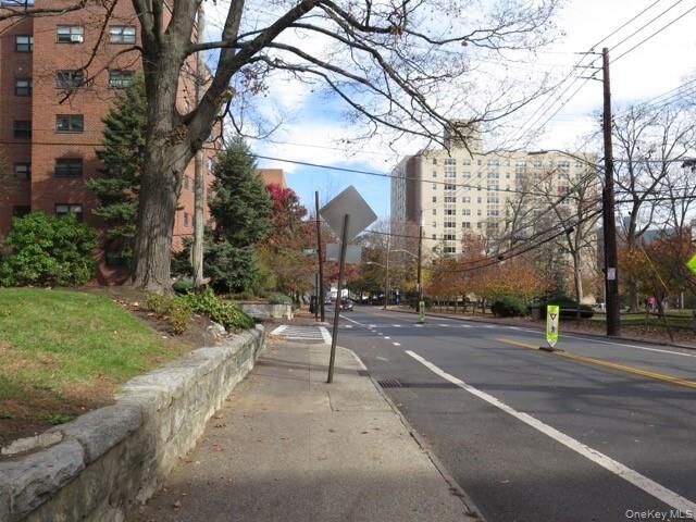 Property Photo: 11 Lake Street 5B NY 10603