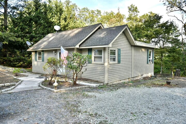 18 Blueberry Hill  Greenwood Lake NY 10925 photo
