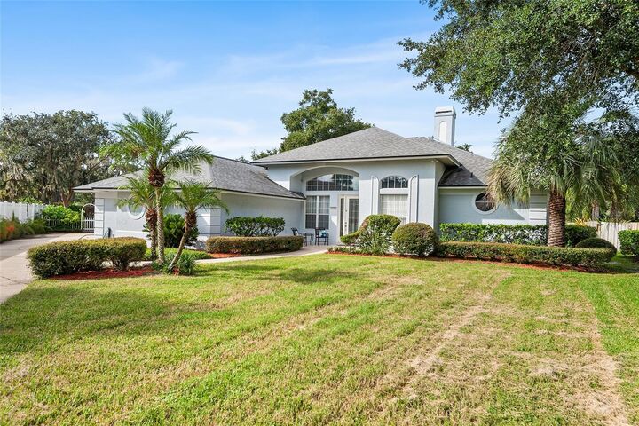 Property Photo: 1107 Arbor Glen Circle FL 32708
