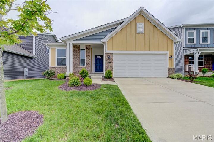 327 Dalriada Boulevard  O'Fallon MO 63368 photo