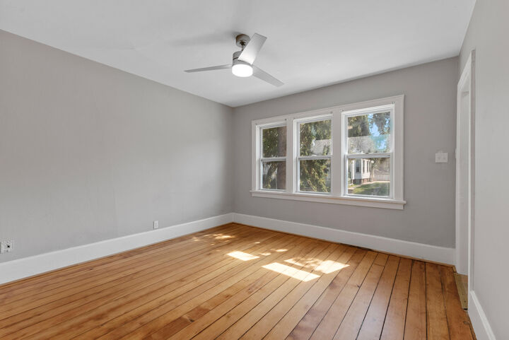 Property Photo:  606 E Locust St  WI 53212 