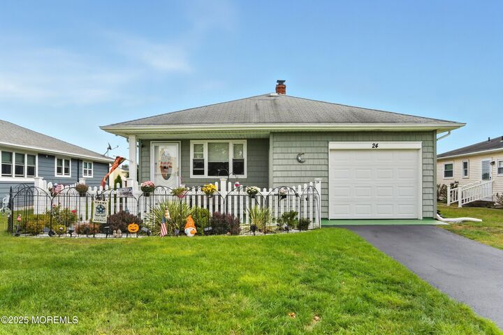 Property Photo:  24 Port Royal Drive  NJ 08757 