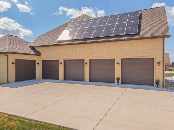 Property Photo:  9491 Crossbow Drive  IL 61705 