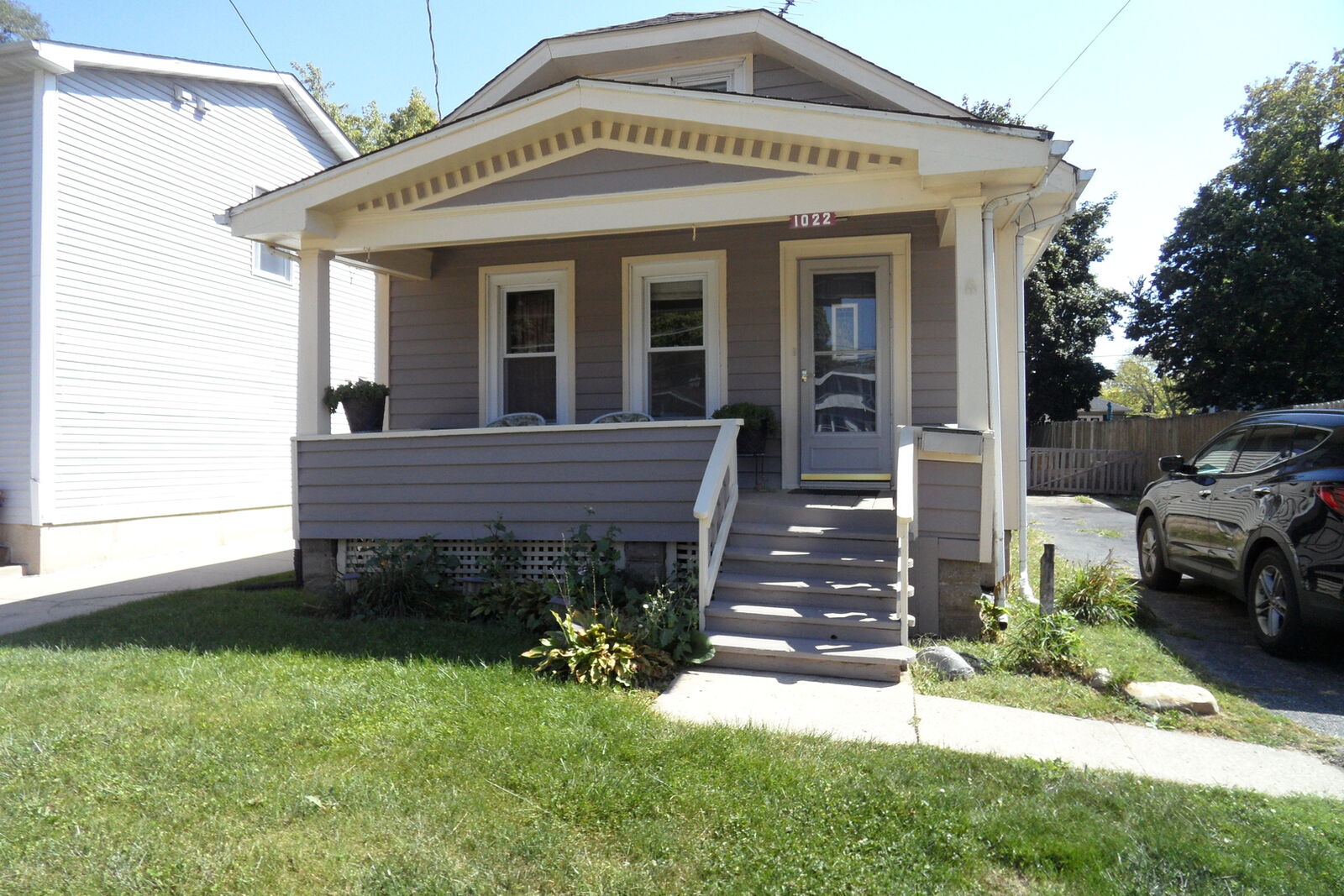 Property Photo: 1022 Sard Avenue IL 60506