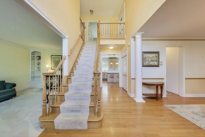 Property Photo: 26W237 Pinehurst Drive IL 60190