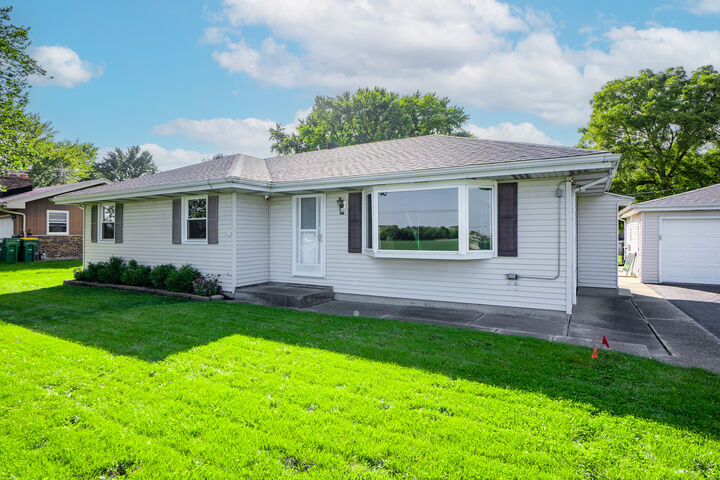 815 Bronk Road  Joliet IL 60404 photo