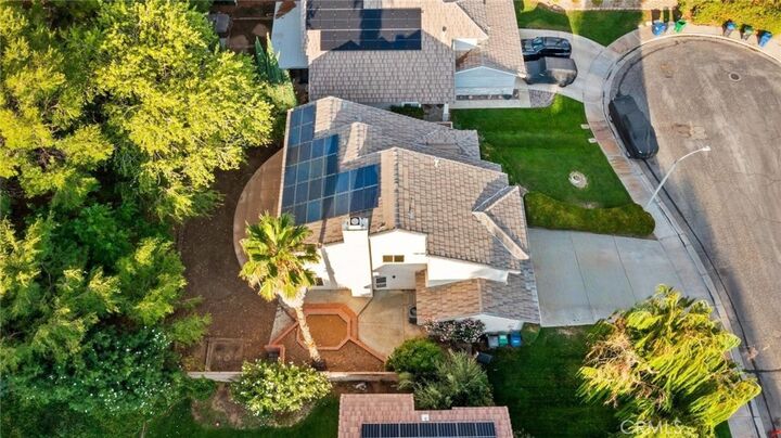 Property Photo: 5764 Fox Court CA 93536