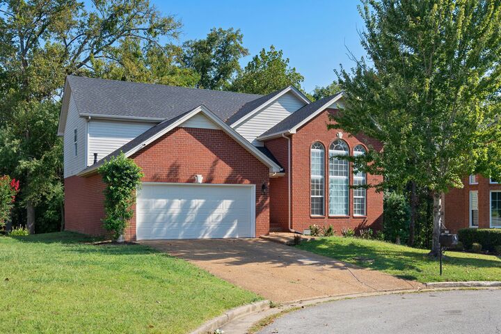 Property Photo:  5204 Ridgefalls Way  TN 37013 