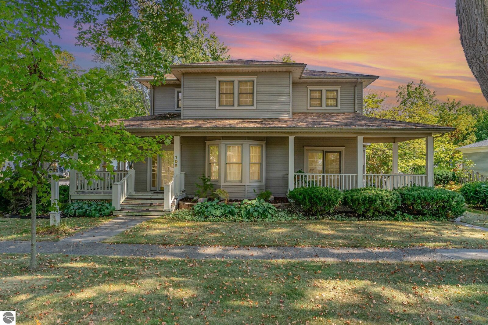 Property Photo:  108 N 3rd Street  MI 48883 