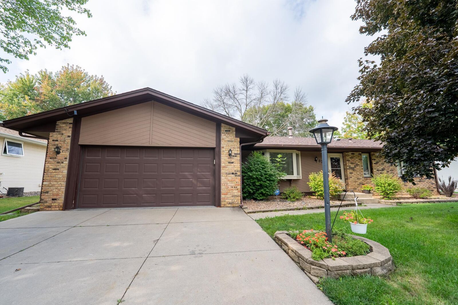 Property Photo: 873 Whitney Drive MN 55124