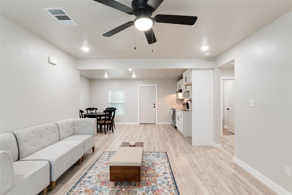 Property Photo:  3110 Utah Avenue  TX 75216 