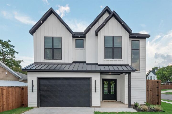 Property Photo: 1234 Flanders Street TX 75208