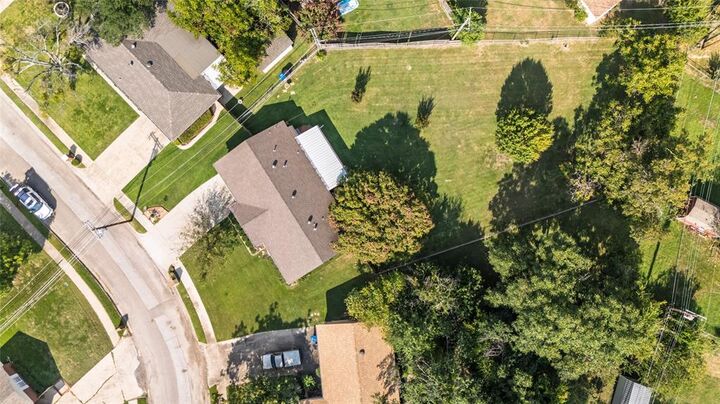 Property Photo: 5203 Hilltop Drive TX 75402