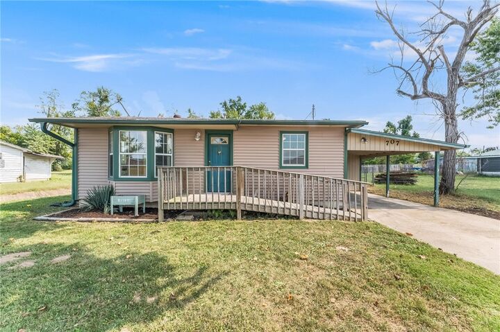 707 6th Street  Rogers AR 72756 photo