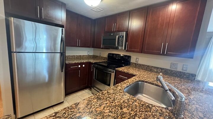 Property Photo:  8-12 Museum Way 509  MA 02141 