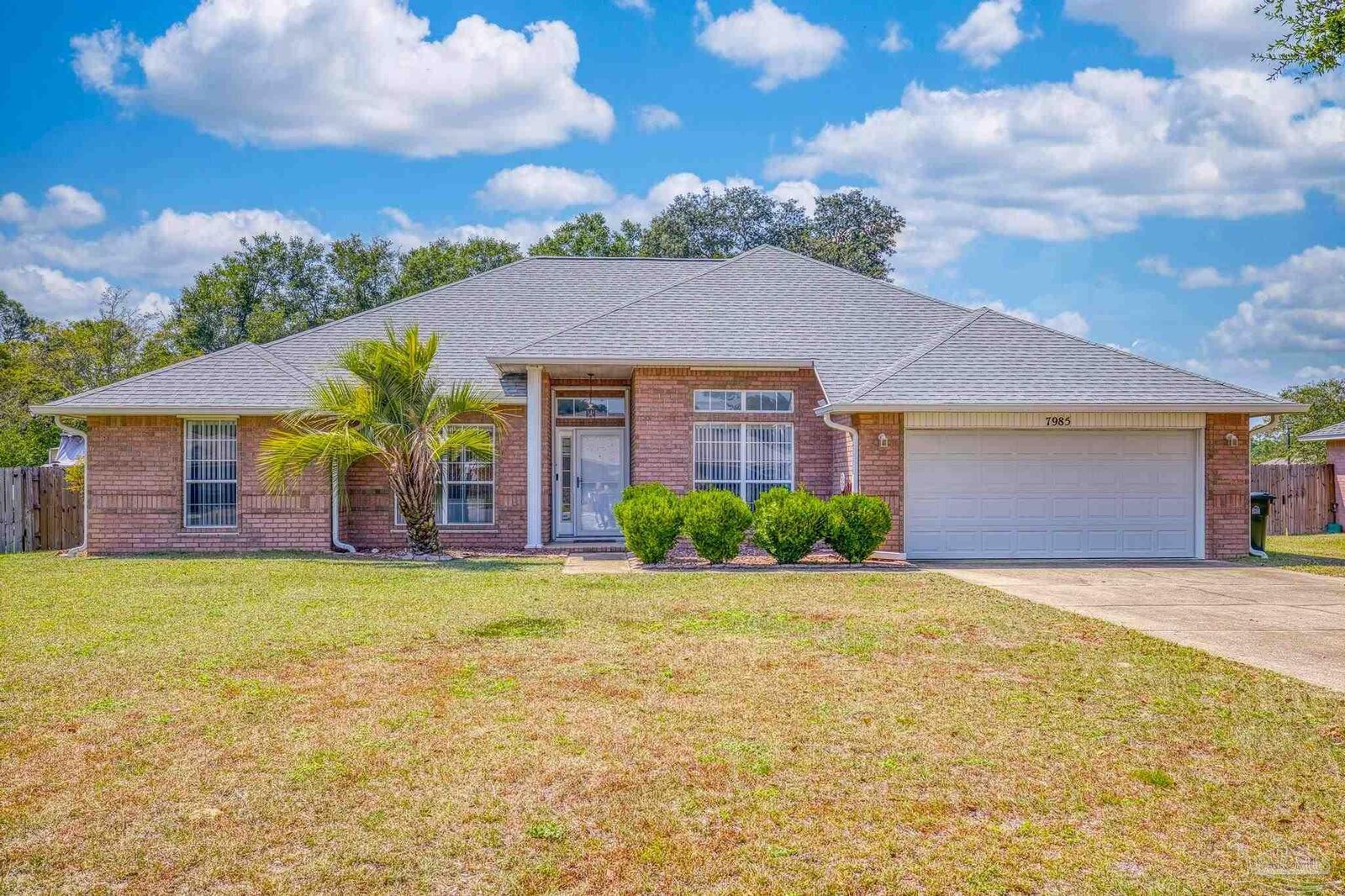 Property Photo: 7985 Otis Way FL 32506
