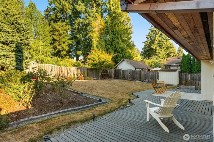 Property Photo:  11516  Bartlett Avenue NE  WA 98125 