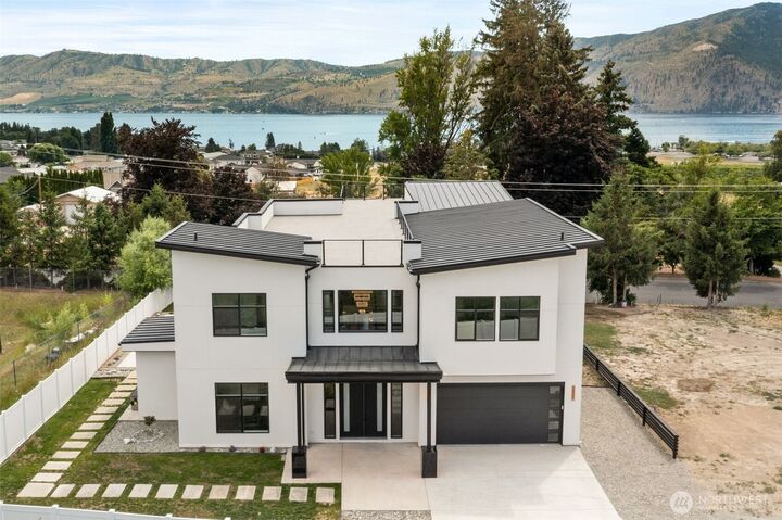 Property Photo:  83  Summerset Blvd  WA 98831 