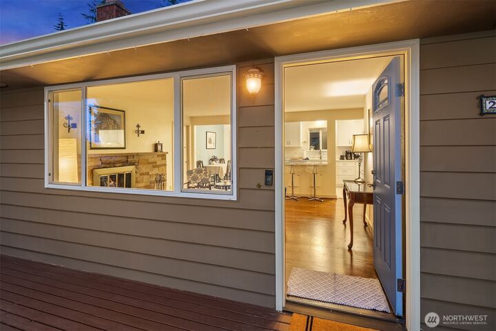 Property Photo:  23318  3rd Place W  WA 98021