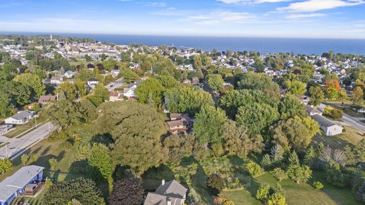 Property Photo: 1023 Cleveland Avenue WI 54201
