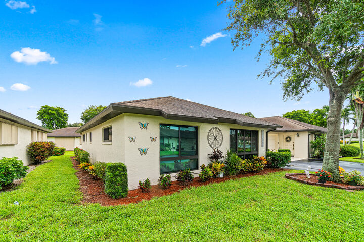 Property Photo:  4666 Finchwood Terrace A  FL 33436 