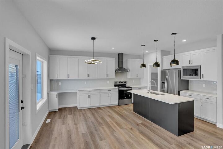 Photo de la propriété:  106 Katz Avenue  SK S7V 1S9 