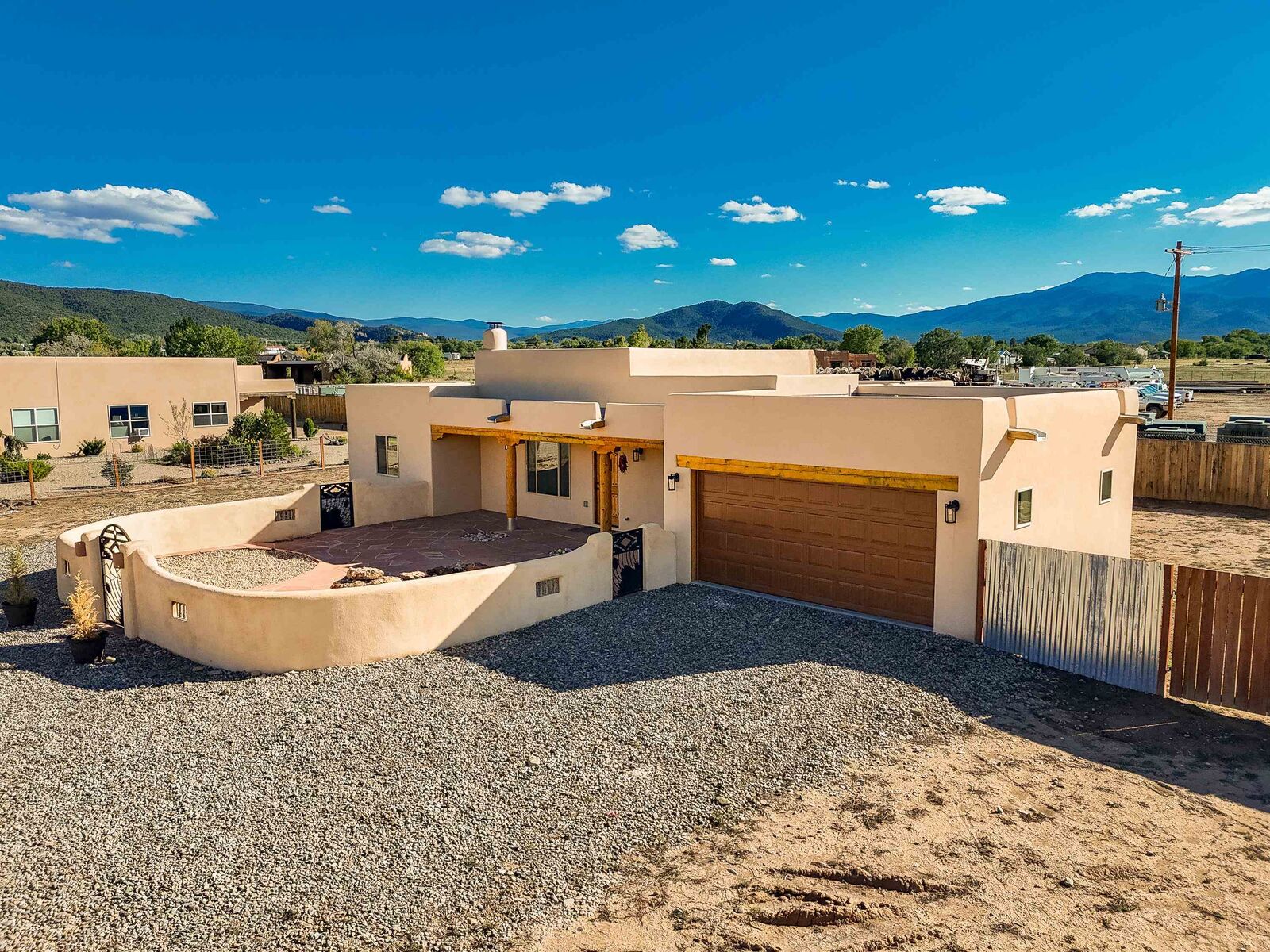 Property Photo:  27 Medina Lane  NM 87557 