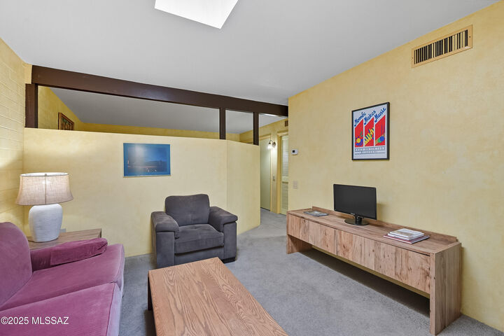 Property Photo:  102 Cll Del Tiempo  AZ 85614 