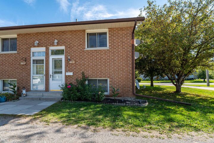 Photo de la propriété:  103 D Rita Crescent  ON K0L 2W0 