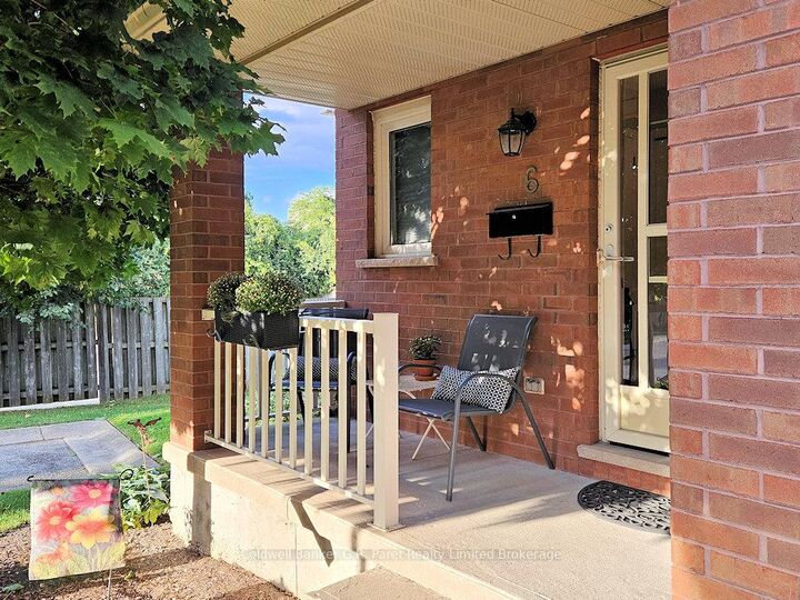 Property Photo: 622 Wharncliffe Rd. South Road 6 ON N6J 2N4