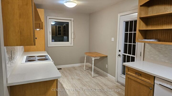 Property Photo: 648 Minto Street W ON L1G 5K5
