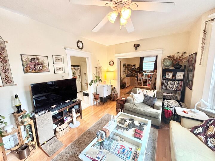 Property Photo:  442 Runnymede Road  ON M6S 2Z1 
