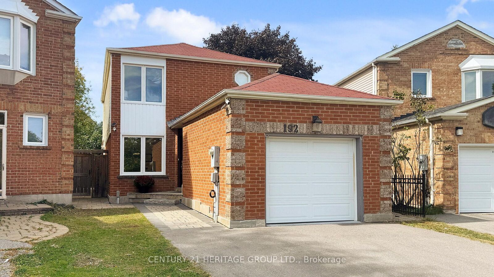 Property Photo:  192 Winding Lane  ON L4J 5J2 