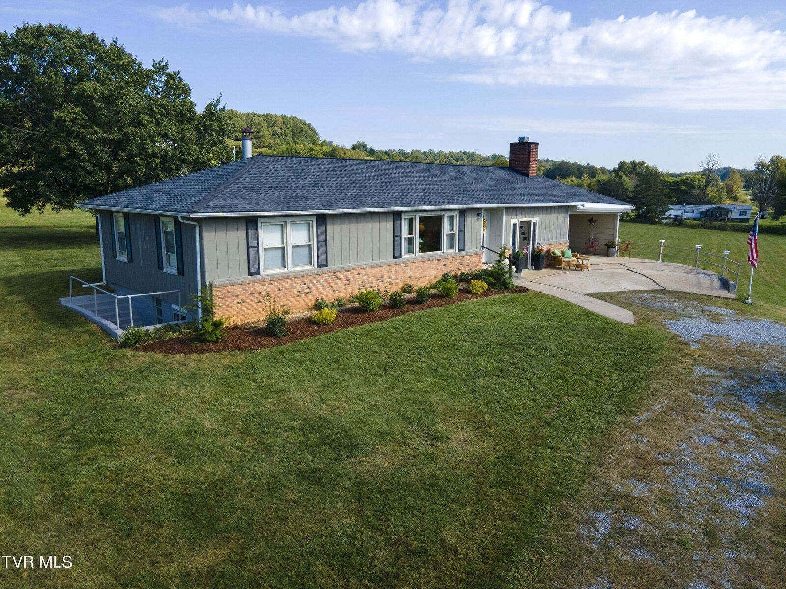 Property Photo: 8315 Old Stage Road TN 37641