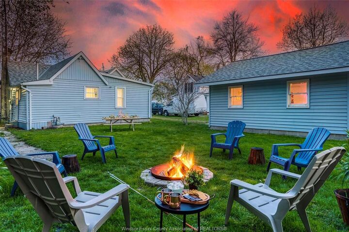 Property Photo:  54 Main St  ON N0P 1L0 