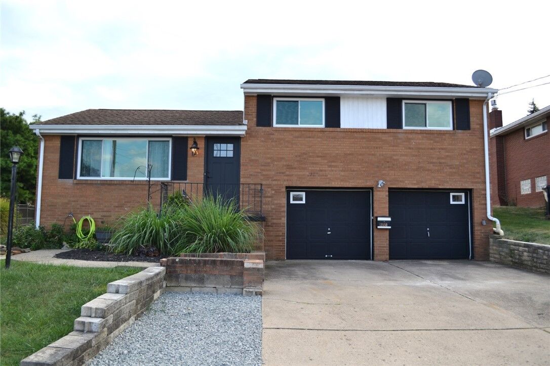 Property Photo:  13550 Ann Dr  PA 15642 