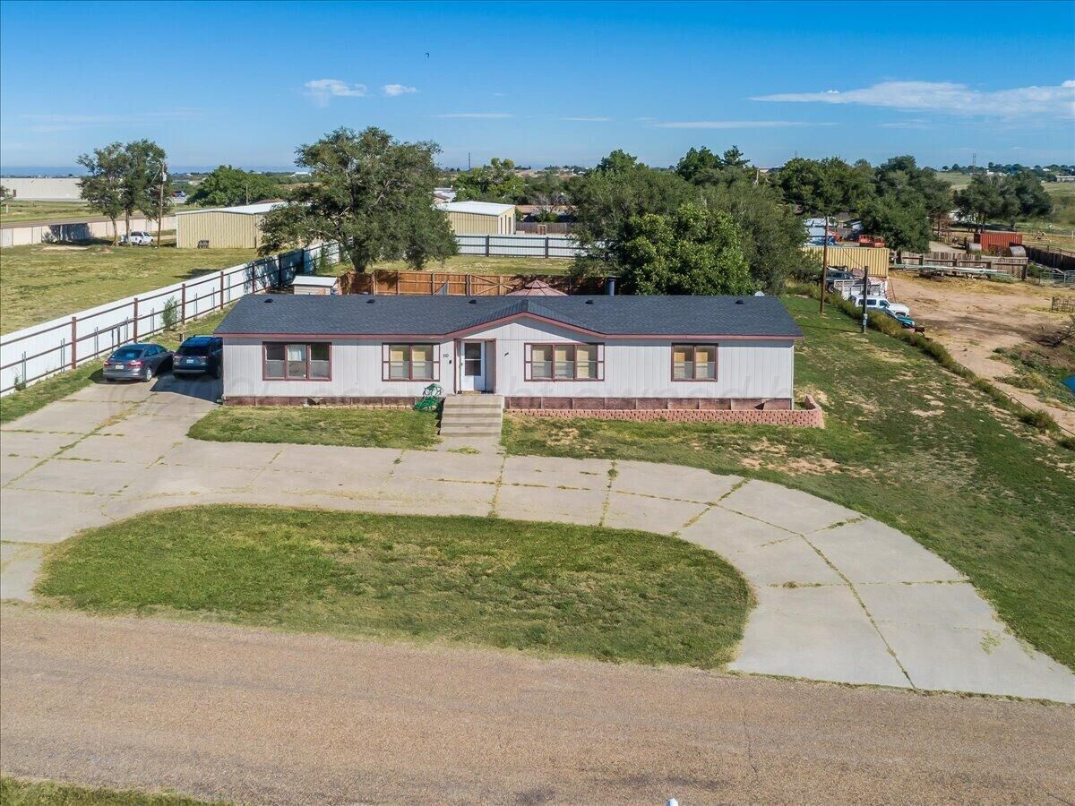 Property Photo:  110 Range Trail  TX 79108-1206 