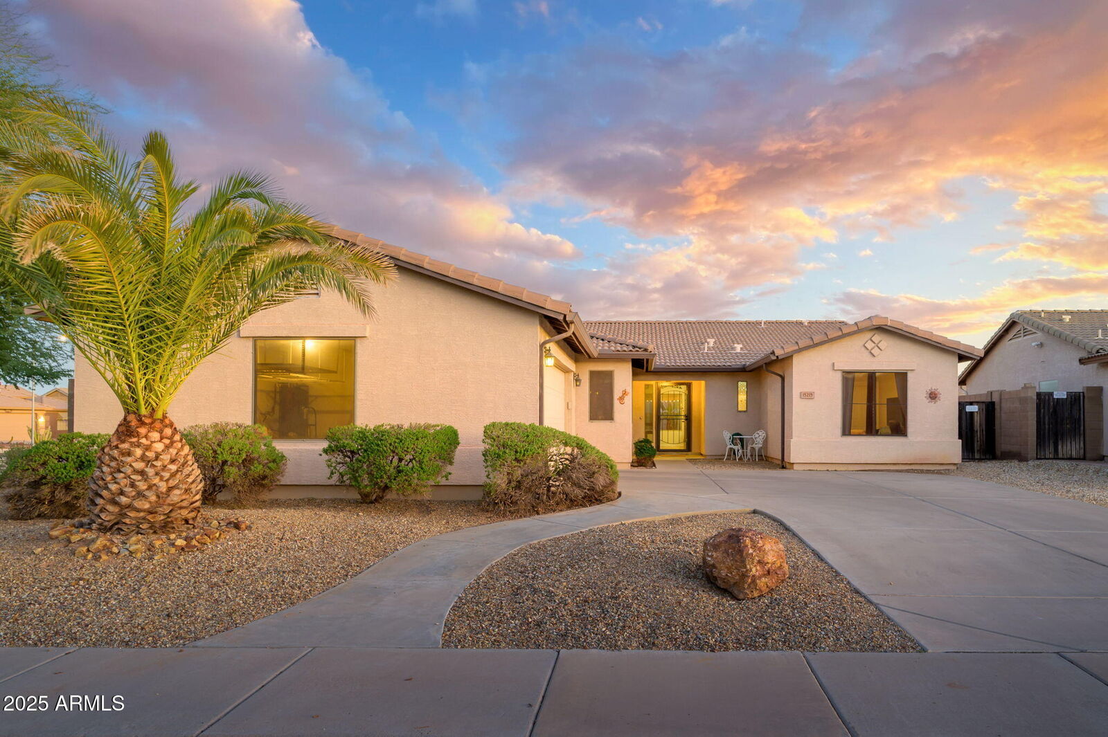 Property Photo:  15219 W Watson Lane  AZ 85379 