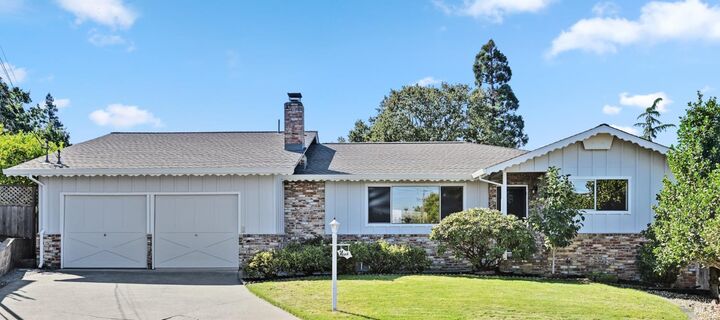 9 Arlene Court  Petaluma CA 94952 photo