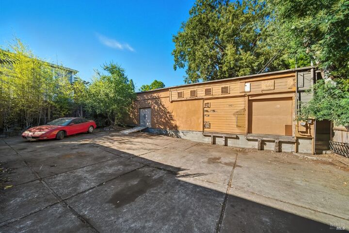 Property Photo:  226 Bayview Street  CA 94901 