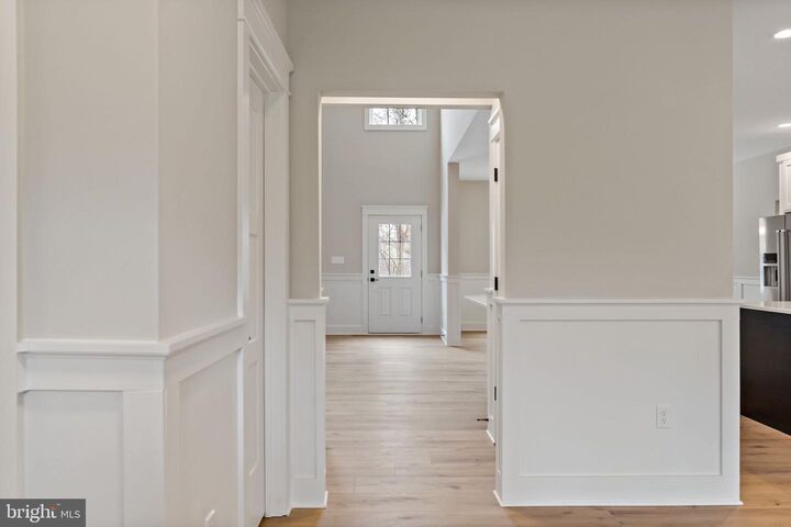 Property Photo:  9 Mistletoe Lane  WV 25443 