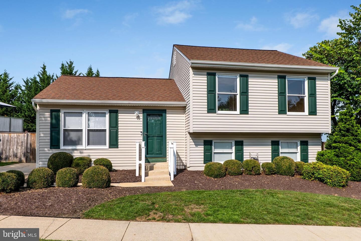 Property Photo: 34 Greenknoll Boulevard MD 21076